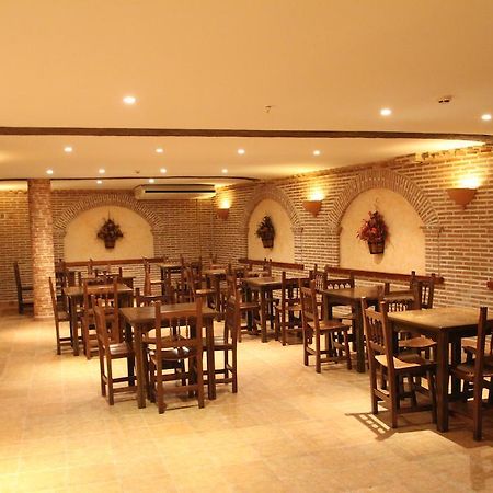 Calera y Chozas 库阿特罗卡米诺斯餐厅旅馆酒店 外观 照片